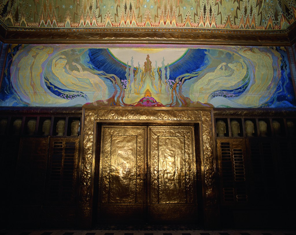 Henri Robert & Robert Belli Crematorium, La Chaux-de-Fonds Schweiz, 1908–09 (Copyright: © Keiichi Tahara / TASCHEN Presse 2017)